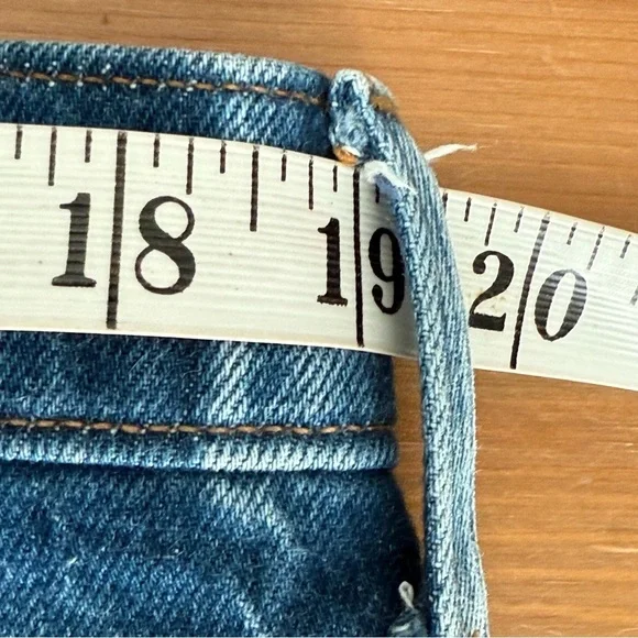 Abercrombie & Fitch Vintage Low Rise Stretch Baggy Jean Medium Wash Size 31/12R - Picture 9 of 13